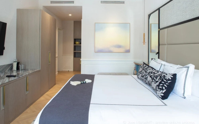 The Alest Hotel