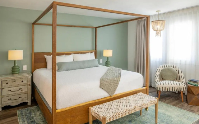 Cardiff by the Sea Lodge