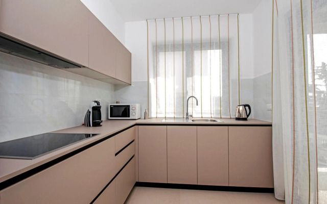 Sunset Luxury Apartment