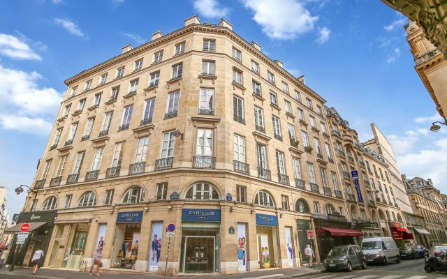 Luxury Apartment Paris Louvre