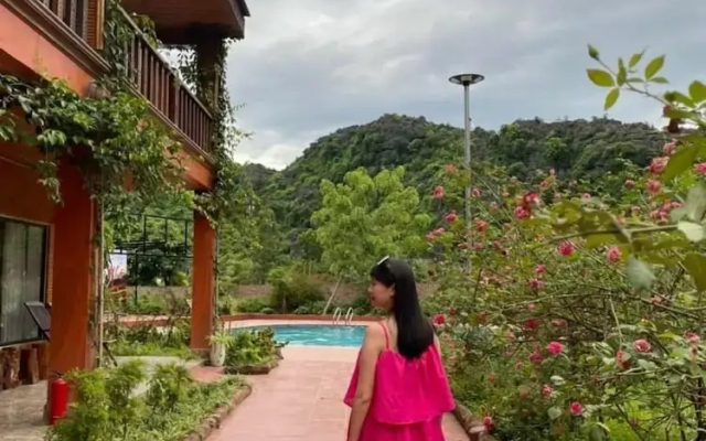 Trang An Resort