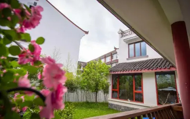 Xiushan Yingyuan Hostel