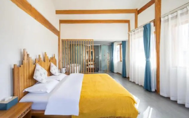 Lijiang Yinyiju Inn