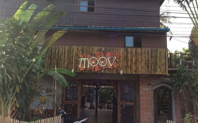 Moov Inn Garden Hostel