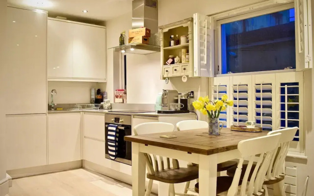 1 Bedroom Flat in Parsons Green