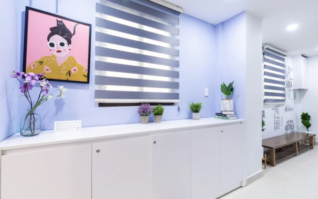 Cozrum Homes Charming Corner