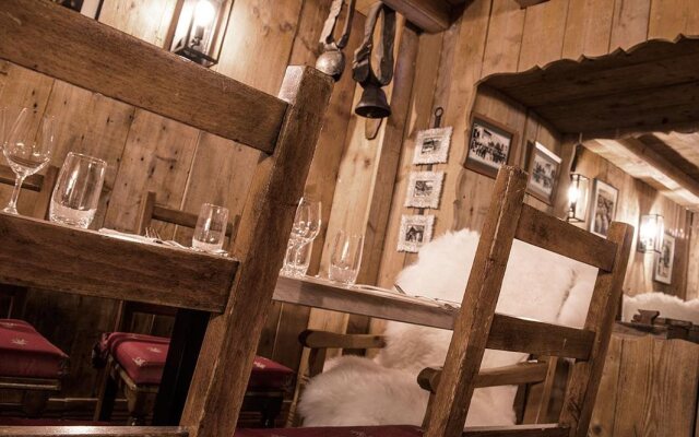 Les Roches Sweet Hotel & Spa