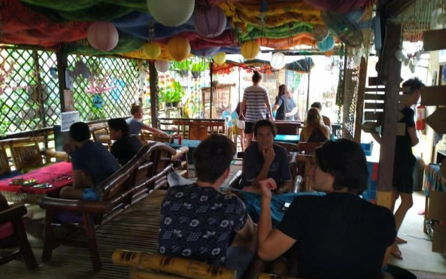 Sun Valley Inn - Hostel