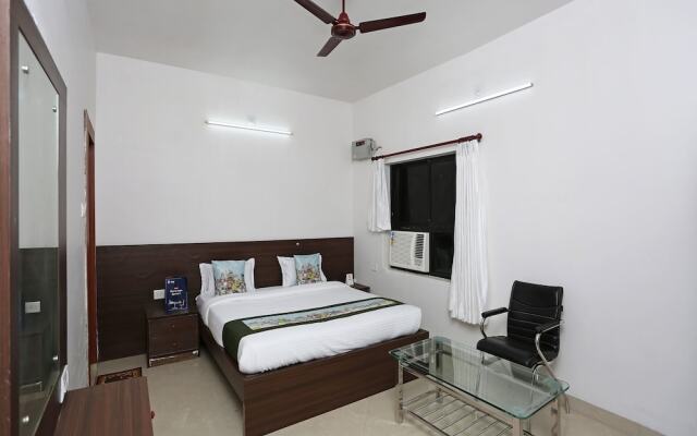 OYO 10508 Hanshika Residency