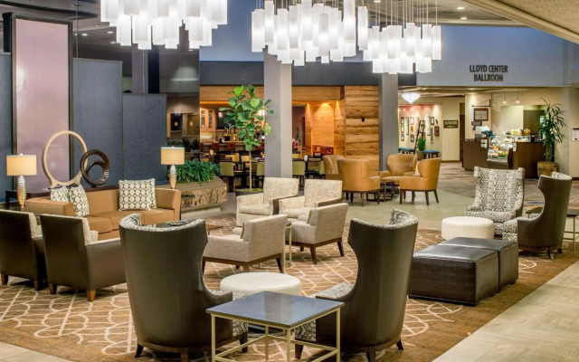 DoubleTree by Hilton Hotel Portland