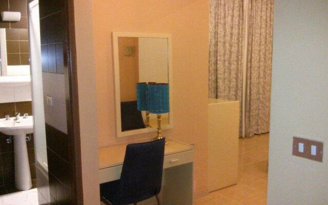 Vanda Hotel