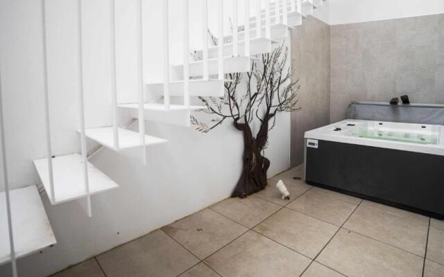 Luxurious Golf Villa La Vinya 5