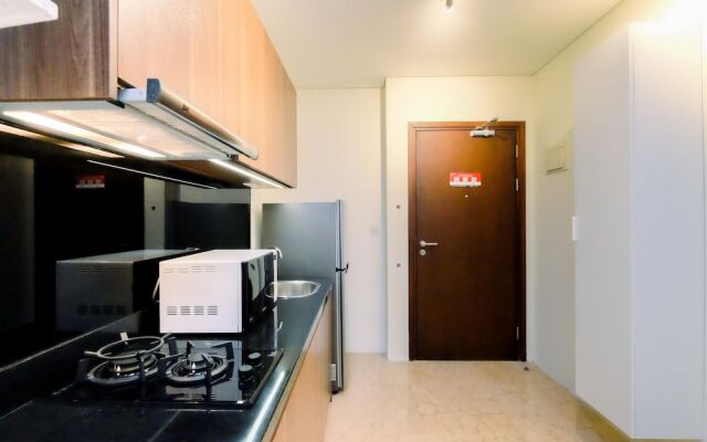 Good Deal And Strategic 1Br L'Avenue Apartment