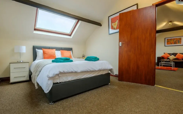 City Road Apartment
