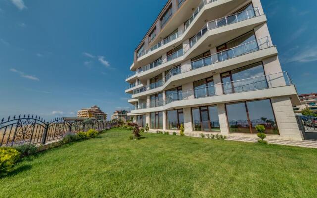 Apartcomplex Golden Bay