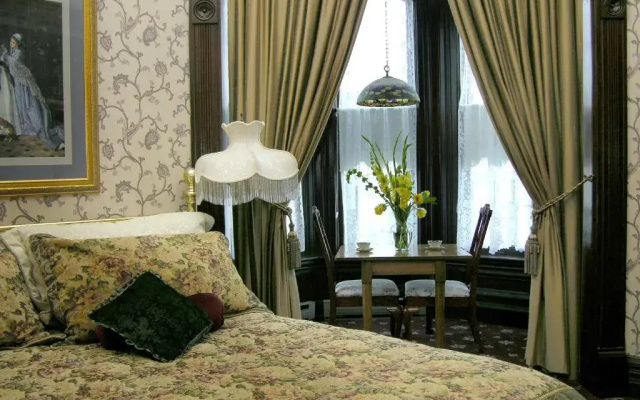 Victorian Inn