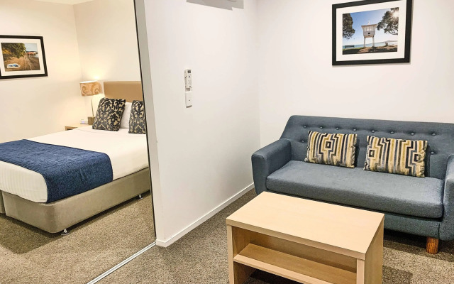 Ramada Suites By Wyndham Albany