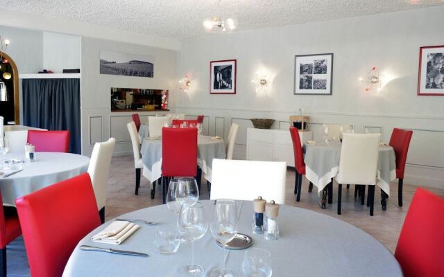 Logis Les Terrasses de Corton