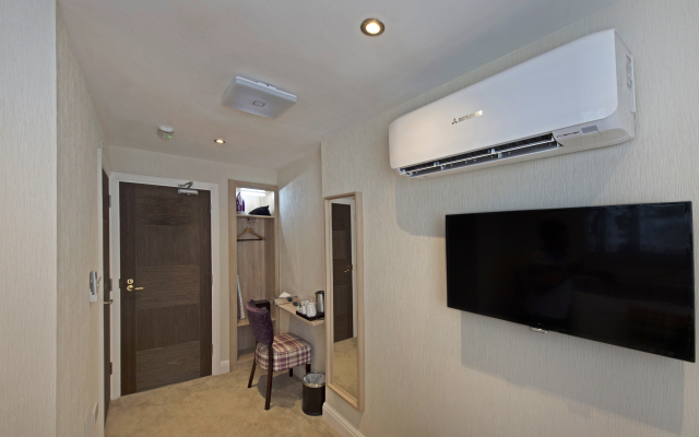 OYO Townhouse 30 Sussex Hotel