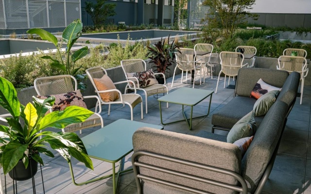 LIVE Hotels Bordeaux Lac