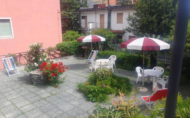 Fegina 2 Splitted Flats Sea View Linked 4 Bedrooms&Balcony