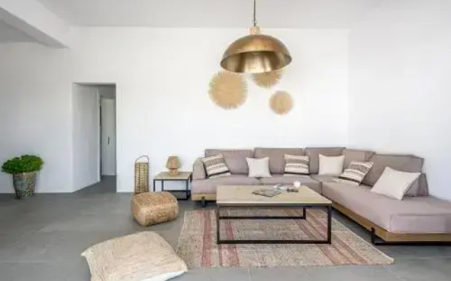 Elyos Boutique Apartments