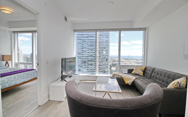 Luxury 1 BDR Condos - Convention Centre