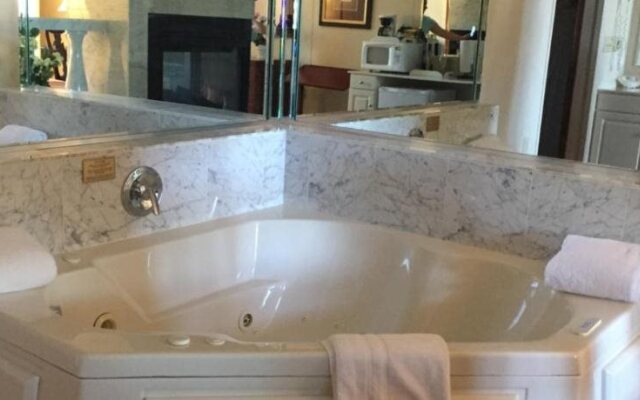 Lockport Inn & Suites