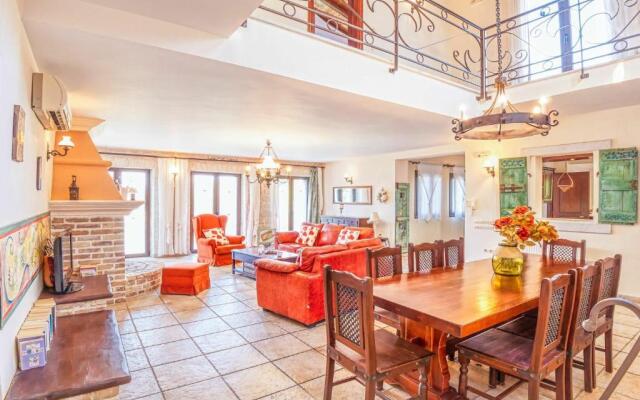 Villa Paola Kassiopi by MediterraneanVillas