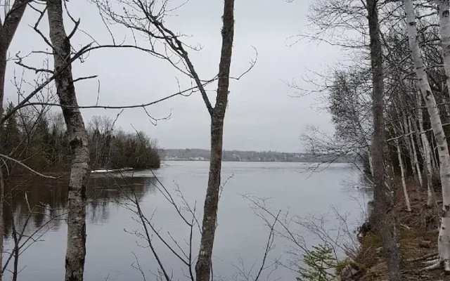 Striper Fishing & Hunting Lodge