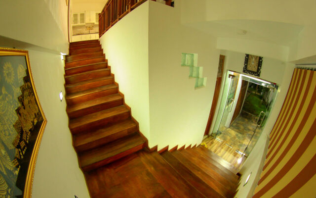 Grand Residence