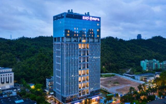 Zhuhai Gongbei Lovers Road Atour S Net Yiyan Selection Hotel