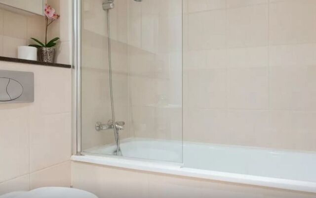 Gallery Quay 2-bed Apartment
