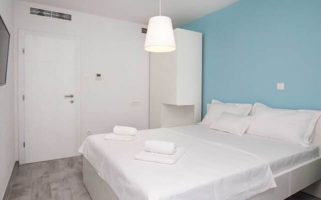 Apartments Dva Galeba