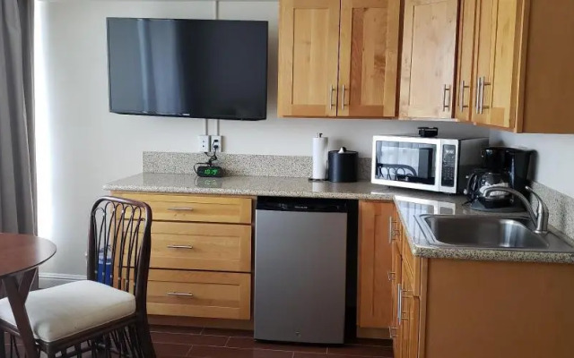 The Imperial Hawaii Resort