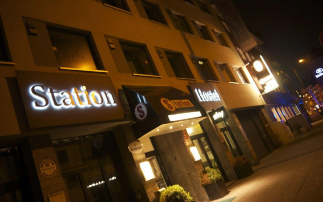 Station Hostel For Backpackers