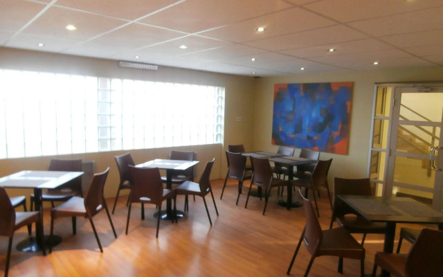 Los Sauces Apart Hotel