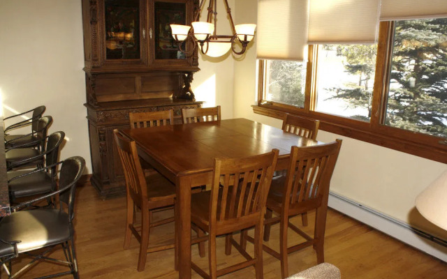 Highland Greens Lodge