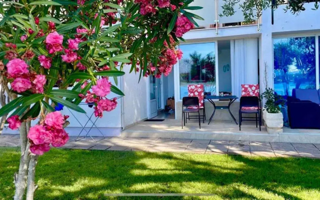 Apartment A2 - Prvi zal