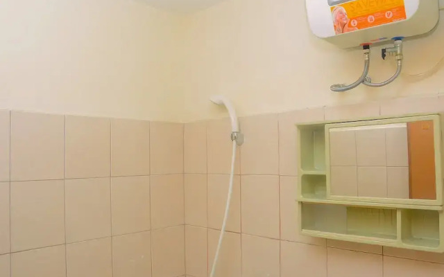 Cozy With Good Location Studio At Tifolia Apartment By Travelio