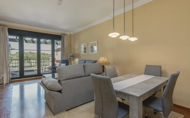 Apartment by Haraganes Beach