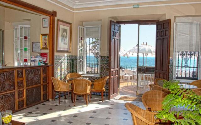 Hotel Playa De Regla
