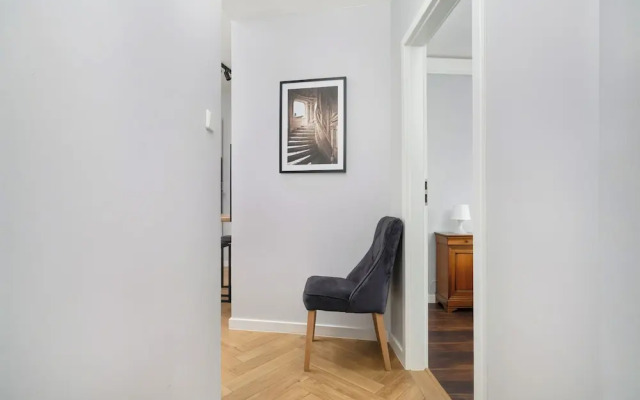 Wroclaw Center Apartment by Renters