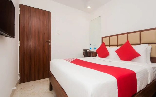 OYO 15902 Hotel Oyster Executive
