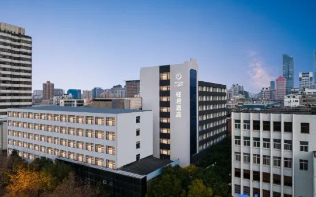 Atour Light Hotel Kunming Railway Station Huancheng South Road