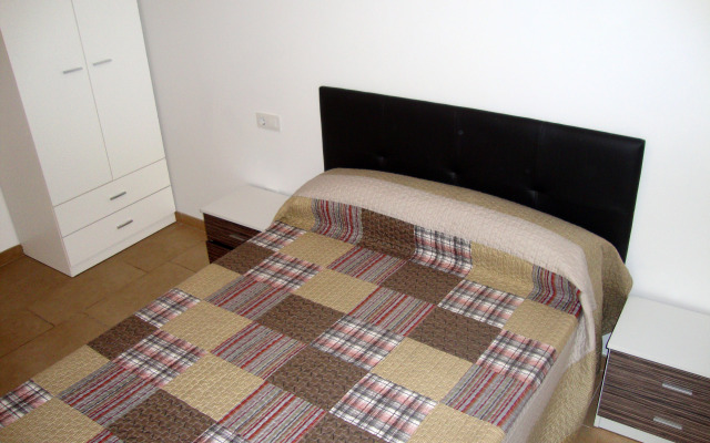 Apartamentos Las Palmeras 3000