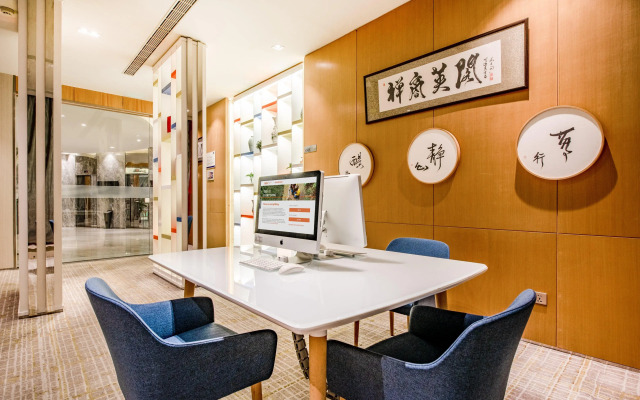Holiday Inn Express Dalian City Centre by IHG