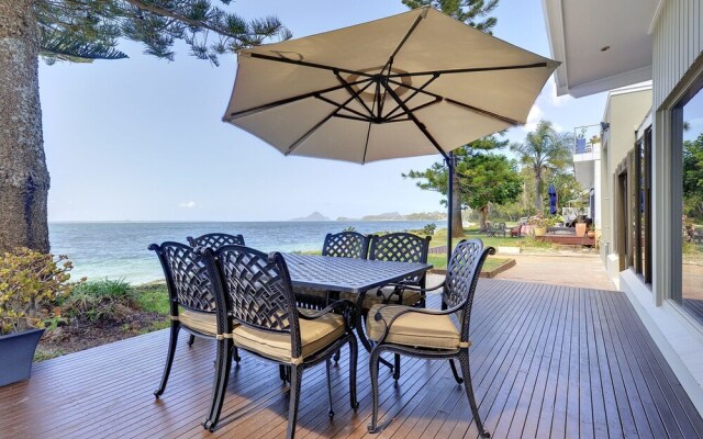 Whispering Sands at Corlette