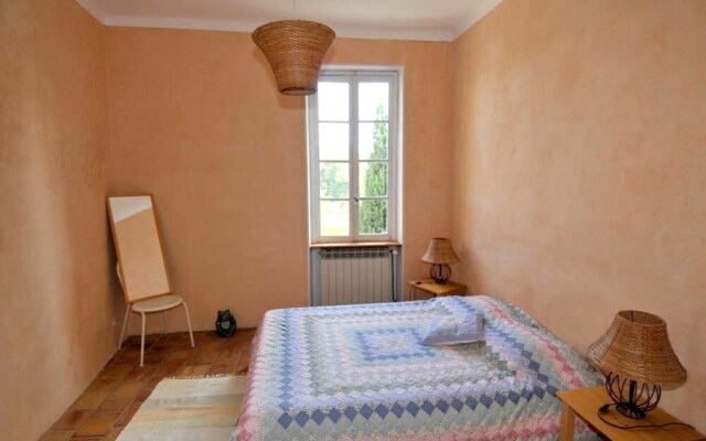 House With 4 Bedrooms in Buisson, With Wonderful Mountain View, Privat