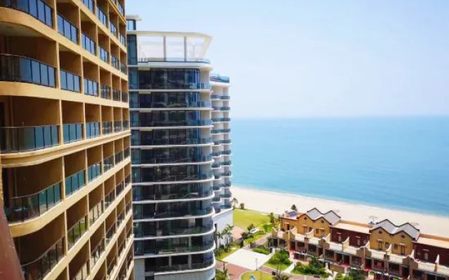 Huidong Shuangyuewan Xindi Donghai Holiday Apartment